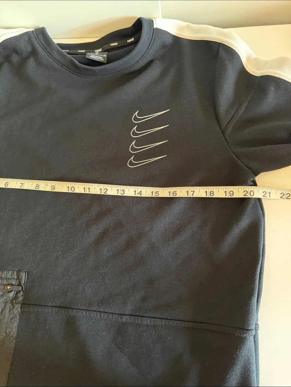 Nike Mens Fleece PX Dry Top Black White Crewneck Sweatshirt size S